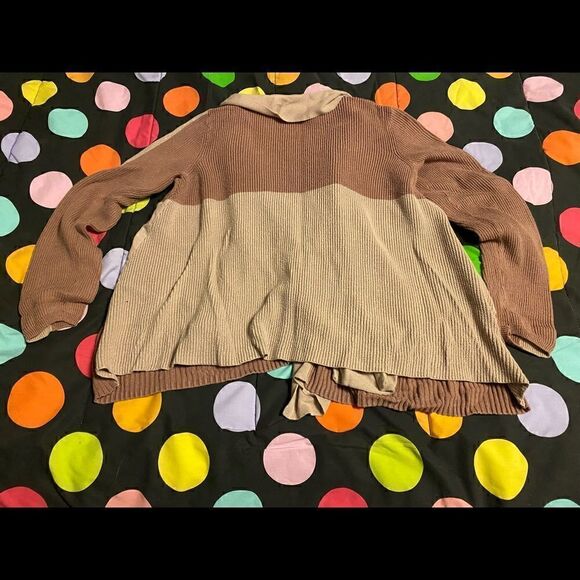 LOGO Open Sweater, size M. (S64) - Picture 2 of 3